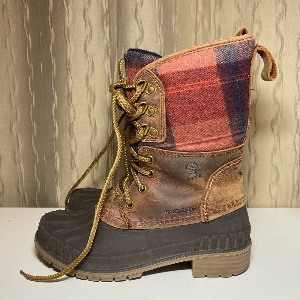 Kamik Sienna 2 Woman's 6 Mid Waterproof Red Plaid Brown Lace Up Thinsulate 200g